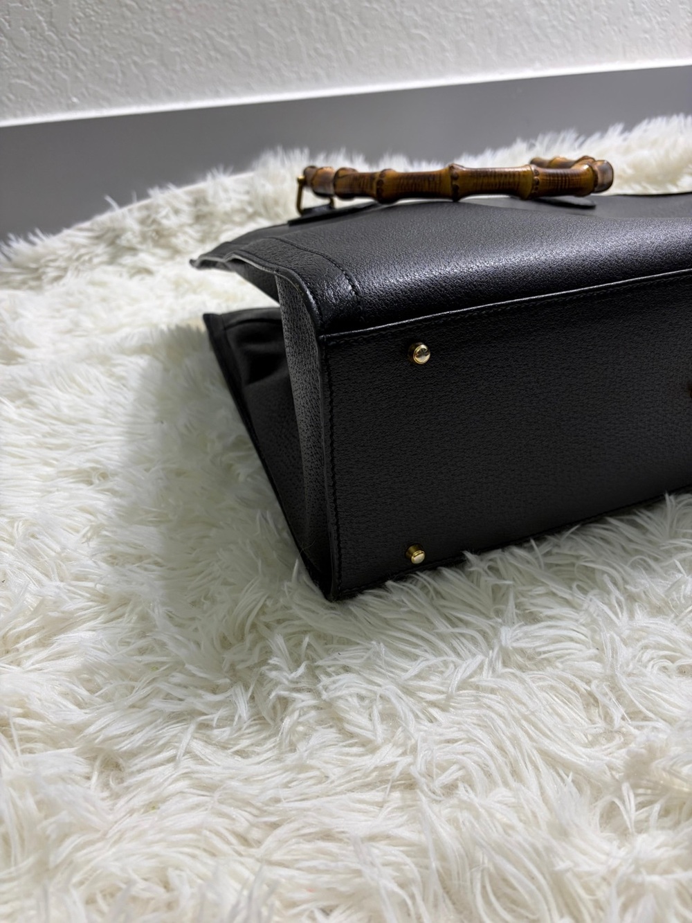 Gucci Diana Leather bamboo tote - Picture 3 of 13